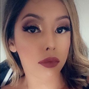 Meet your Posher, Katia